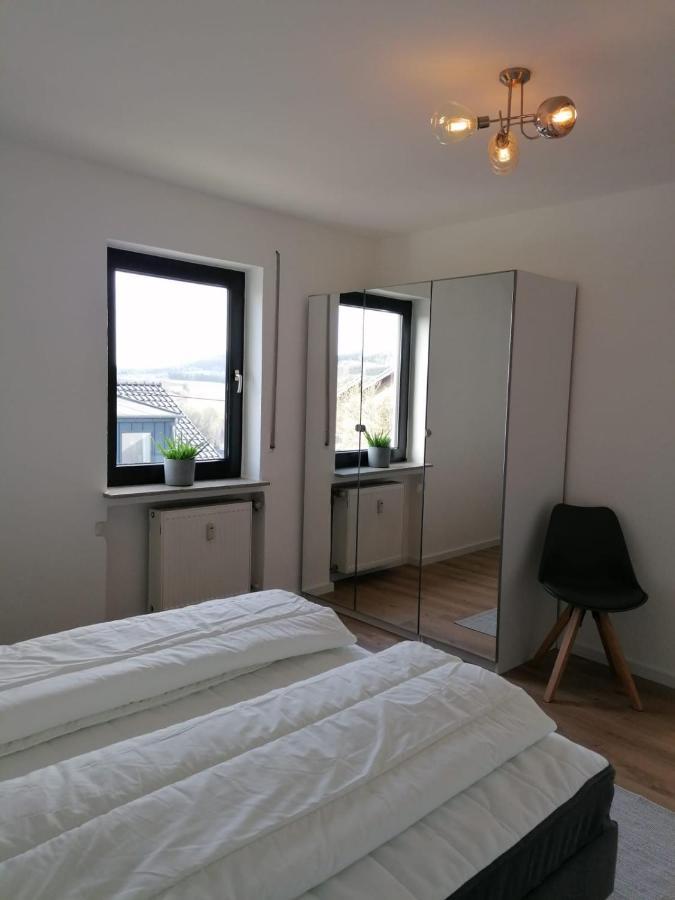 Eifelstern-Schoene Ferienwohnung Mit Balkon Kalenborn-Scheuern Екстериор снимка