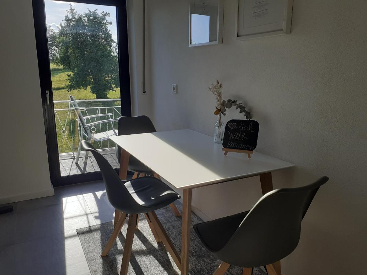 Eifelstern-Schoene Ferienwohnung Mit Balkon Kalenborn-Scheuern Екстериор снимка